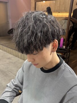 グランデュール 静岡駅前店(GRANDEUR) メンズマッシュ 刈り上げショート ソフトツイスト静岡メンズ