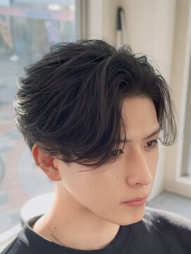 バース 河原町店(BIRTH) 韓国へアカルマパーマワックスなしセンターパート黒髪ウルフ