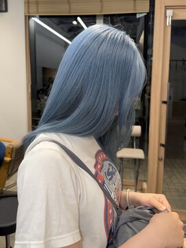 リベロ 柏(Libero) アイスブルーカラー