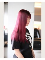 ヒペリカム(hypericum)&nbsp;和歌山／鮮やかピンクのストレートヘア