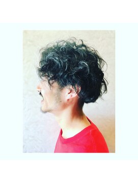 ラフィージュジャパン(RAFFIGE JAPAN) メンズ/スパイラルパーマ/アッシュブラック