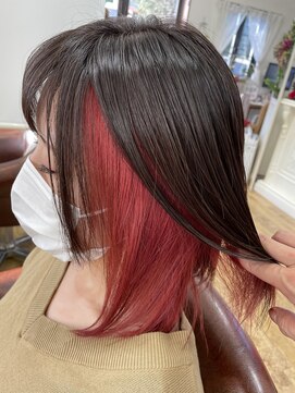 リリー ヘアーアンドビューティー(Lily) インナーカラー