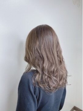 ヘアリゾートユア 新大久保店(hair resort YuA) 大人気アッシュミルクティー