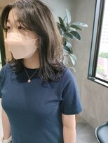 ブルー(Blue)&nbsp;Blue～鎖骨ミディ　オリーブグレージュ～