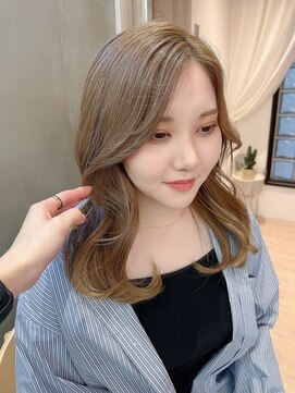 ロンドアジュール 横浜(Lond azur) ブリーチあり☆ミルクティーカラー