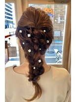 サロンドアンアリー(Salon de an Ally) [Salon de an Ally/六町]編みおろしヘアセット