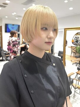 サーカス 町田(circus) [顔まわりマッシュショート]