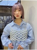 顔周り レイヤーオリーブグレージュハンサムショート 前髪なし