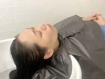 ムク バイ バララット ヘアー(MUKU by ballarat hair)の写真/マイクロスコープによる頭皮診断＊頭皮と髪の健康を保つ極上ヘッドスパで頭皮環境を整えます！