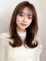 アグノス 青山(Agnos)&nbsp;美髪ナチュラルカール薄めバング小顔カット艶感外ハネボブ