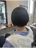 ショートボブ