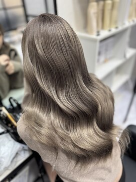 ラムシェール(LamChele) 透明感シルバーグレージュ/ハイトーンカラー