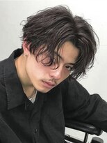 ジレス(Jiles)&nbsp;フェザーパーマ[メンズカット/江坂/吹田/メンズパーマ/縮毛矯正]