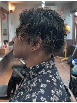 バーバー アミティ プール オム(BAR BER amity POUR HOMME)の写真/メンズパーマで簡単セット｜ツイスト・スパイラル対応