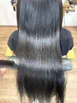 ニコラ(NICOLA)&nbsp;ブラック×水素トリートメント