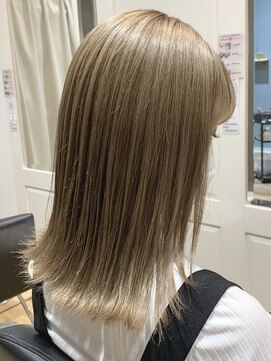 アヴァンス 京橋店(AVANCE) 艶感ミルクティーベージュ×ケアブリーチ