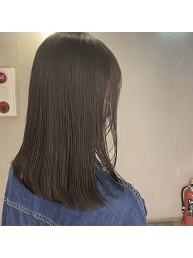 フォルメージ(formage) グレー濃いめのグレージュ