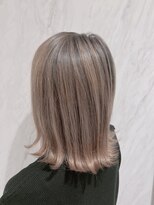 リー 京橋(Lee) 店長今里☆ベージュのシャドールーツ☆