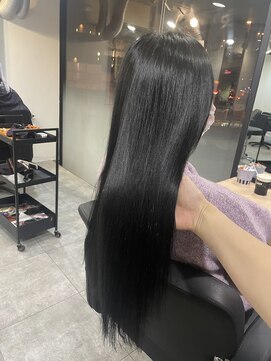 ラフ 難波店(LAFF) #黒髪#ボブルフ#ネビージュ#小顔#ワンレン