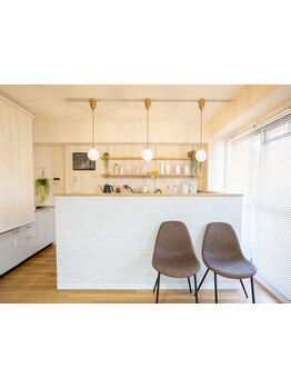 経験豊富な女性スタイリストが髪の悩みに寄り添ってくれる‥ 頼れる貴方専属の美容室♪