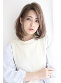小顔耳掛けボブ×ハイライトカラー