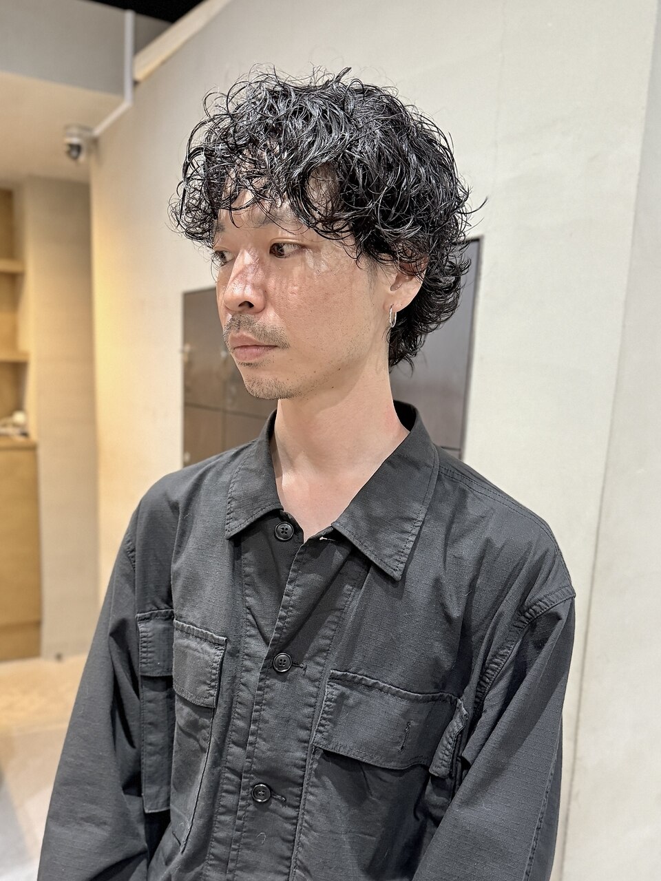 無造作パーマ くるくるパーマ 強めパーマ メンズパーマ / 井上