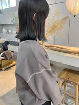 ミント(mint) 切りっぱなしボブ×暗髪グレー!クールな印象に。