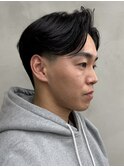 刈り上げセンターパートテーパーフェードカットニュアンスパーマ