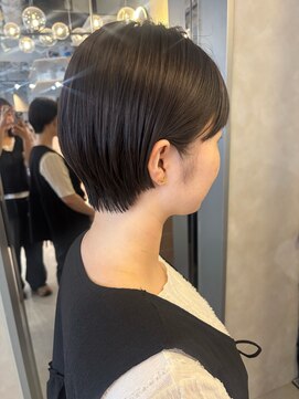 フィエルウメダ(Fier umeda) 耳掛けショート☆