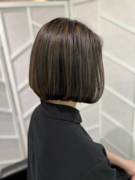 ツムグ 代官山店(TUMUGU) 大人可愛い脱白髪染めハイライトサンドベージュアースカラー