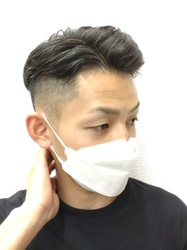 トバ(TOBA) ツーブロック