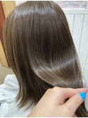 グレージュ