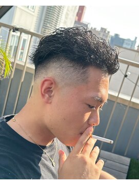 スキルセカンドハウス 天神(SKILL SECOND HOUSE) ツイストスパイラル スキンフェード オールバック