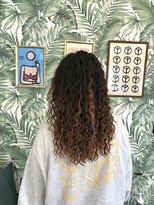 ナチュラル ヒーロー(Natural HERO)&nbsp;レディースカーリーパーマ