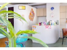 ヘアースペース ブルーム(Hair Space bloom)の雰囲気（こだわりの商材を多数ご用意。店販も行っております。）