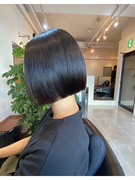 ミケイ(mikei) グラデーションボブ×プレミアムストレートDX