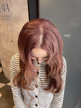 ジーナ 名駅(XENA.) 《YURI114》ブリーチ1回/ピンクベージュ/暖色カラー