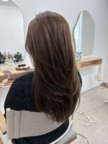 ロリ(Loli)&nbsp;レイヤーカット/レイヤー/小顔レイヤー/ハイレイヤー