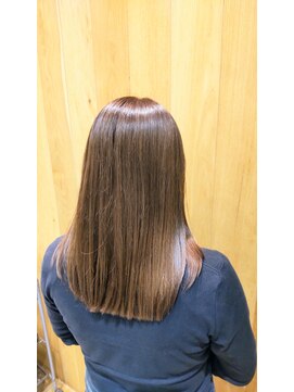 フィゼル あべのルシアス店(Aujua fizelle) マロンベージュ