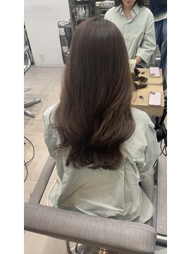 エラ(Ella) 髪質改善×ブラウンベージュで柔ツヤ髪