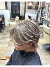 メンズスタイルにも定評あり！パーマ～デザインカラーを取り入れたヘアスタイルまで幅広く対応可能です！