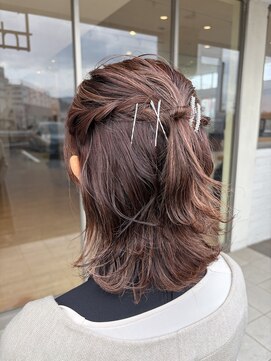 サラ ビューティ サイト 春日(SARA Beauty sight) 【ヘアセット】ふわふわハーフアップ/ナチュラルメイク