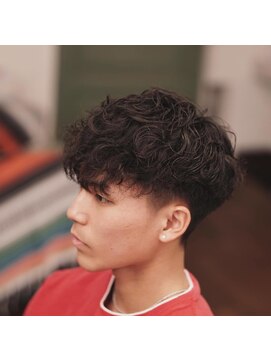 ローカルボンドカットクラブ(LOCAL BOND CUT CLUB) フリンジパーマ