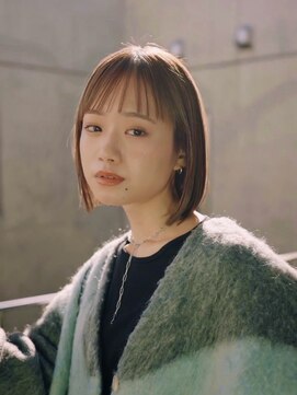 アビーツー(ABBEY2) 切りっぱなしボブ（あご下～肩上）