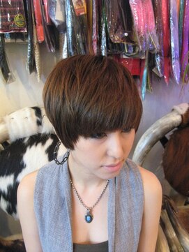 ディバイン(DIVINE) ショートマッシュ