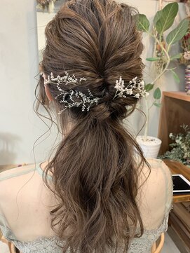 マロウ(mallow) 《花屋併設》ポニーテールアレンジ@20代30代40代@ヘアセット