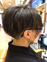 フレンズ 手稲店(friend's)&nbsp;アウトラインブロック、フロントアシンメトリーカット