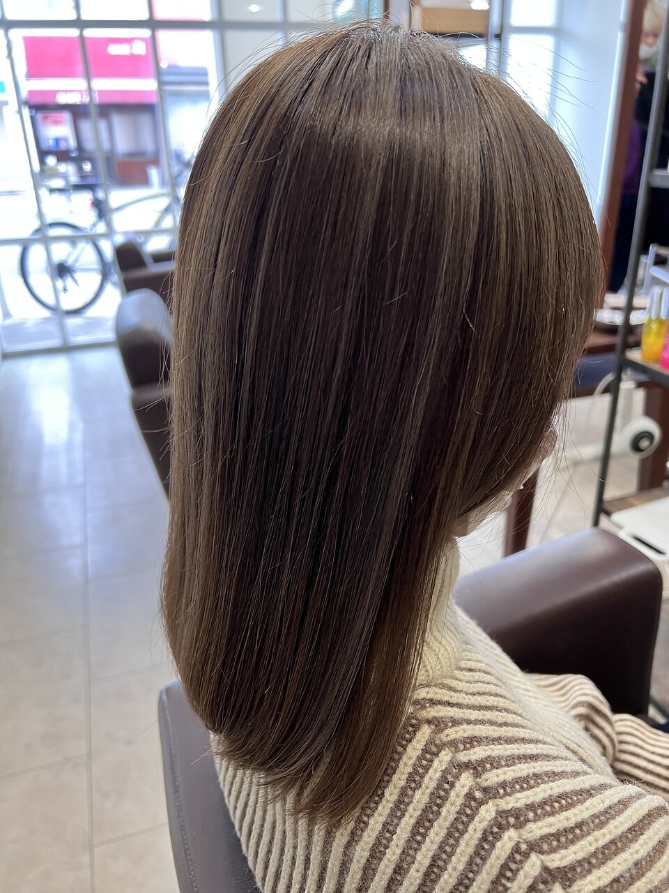 白髪ぼかしハイライトでミルクティーグレージュ【延山styling