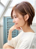 30代、40代、50代に似合うショートレイヤー
