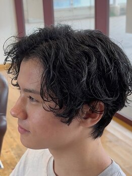 ルッツ(Lutz. hair design)の写真/サイド～バックのフォルムを重視したカット技術が人気！再現性が高く、ご自宅でのスタイリングも簡単に。